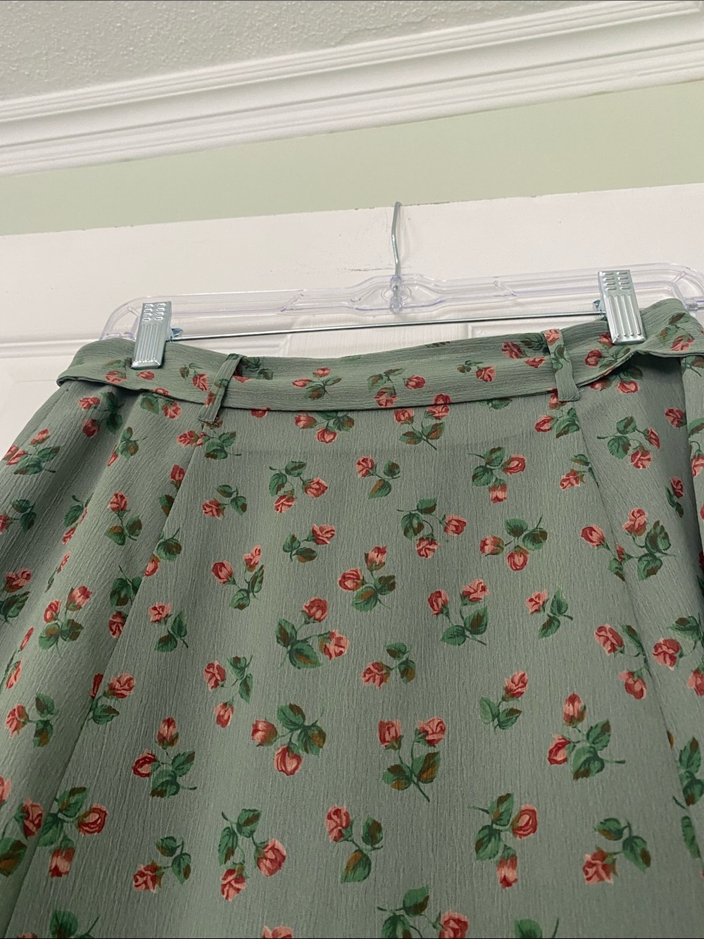 Liz Claiborne Sage Green Floral A-Line Wrap Skirt with Side Tie - Picture 8 of 17